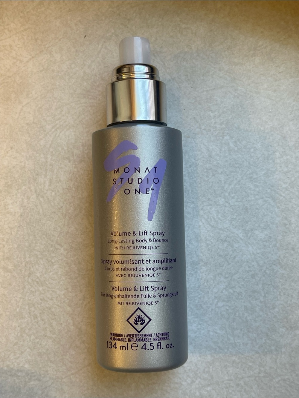 Monat Studio One Volume & Lift Spray - Silver
